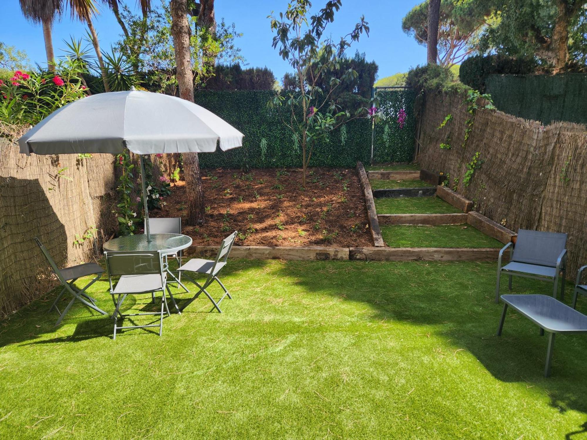 Ansa - Cabopino, - Garden Level Apartment *
